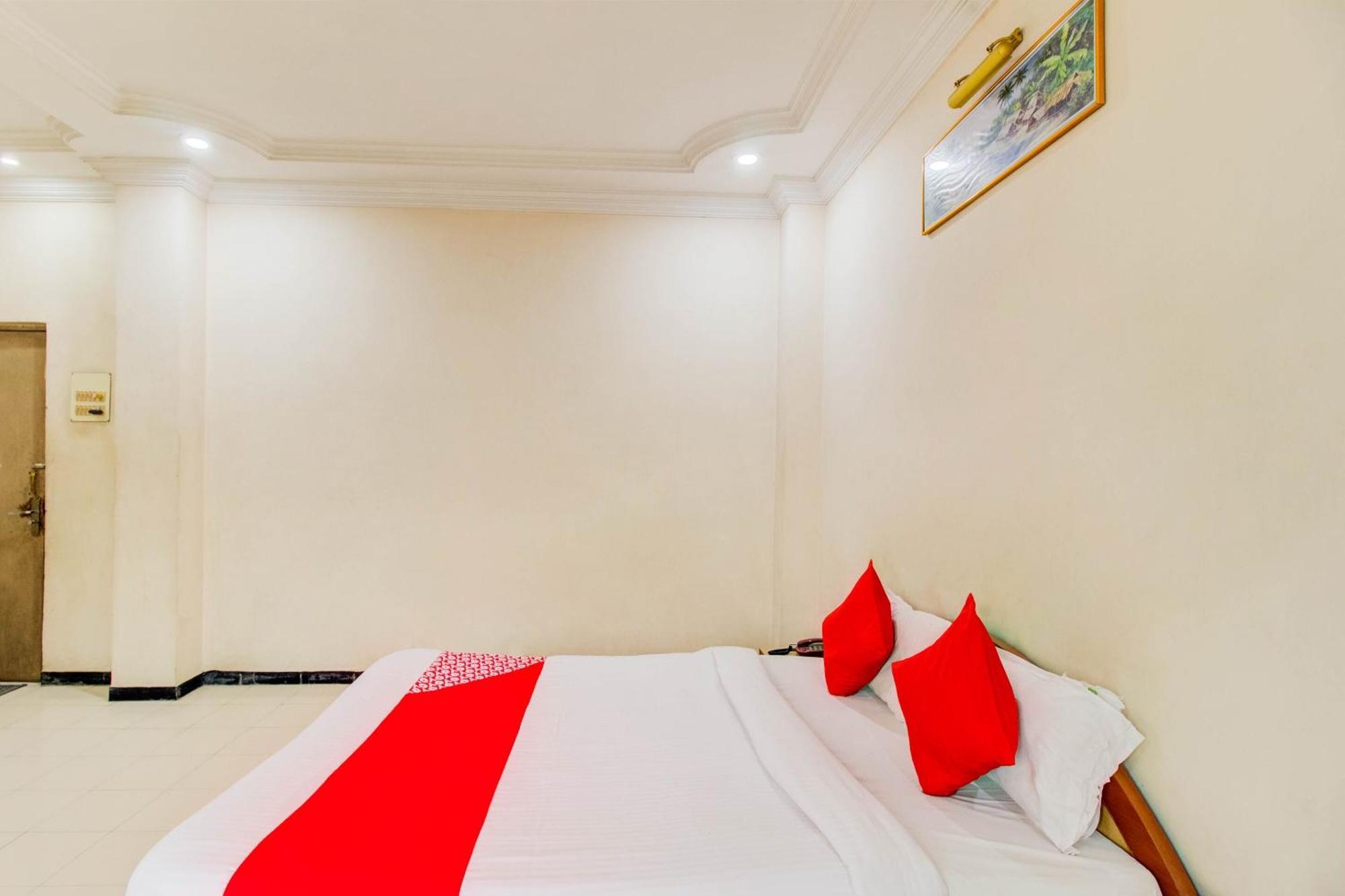 Hotel O Sri Jai Palace Nashik Extérieur photo